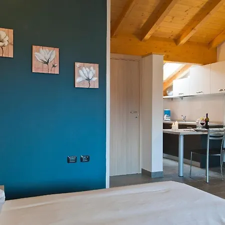 Apart-hotel Helianthus 3*