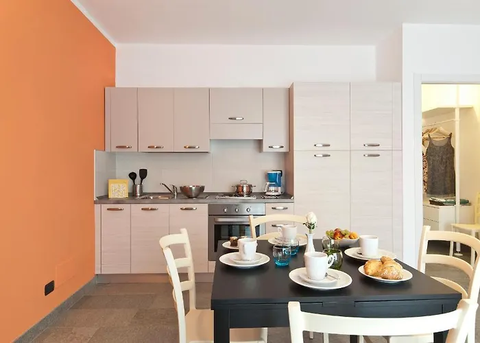 Apart-hotel Helianthus 3*